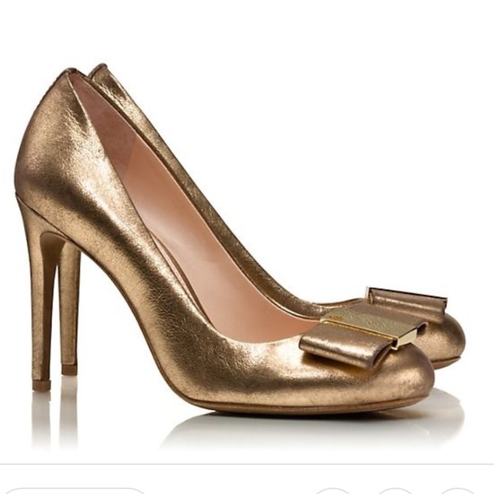 Tory Burch Chase pump in platinum